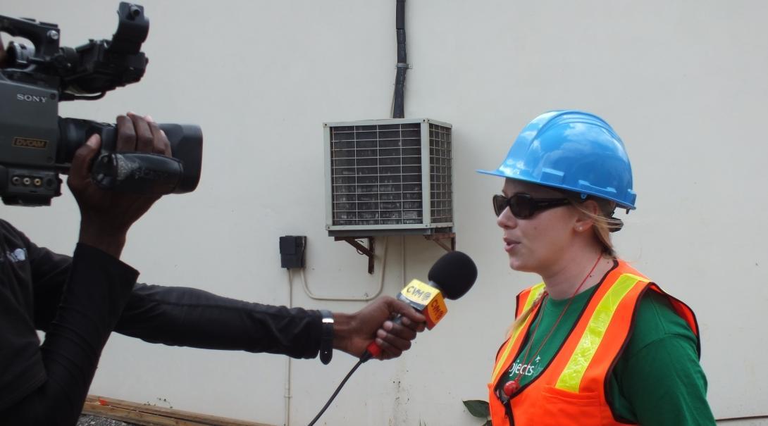 Female Projects Abroad Disaster Mangement intern is being intervied by a local TV station during Disaster Management internships in Jamaica. Female International Development intern is interviewed by a local TV station during her Work Experience in Distaster Management in Jamaica.